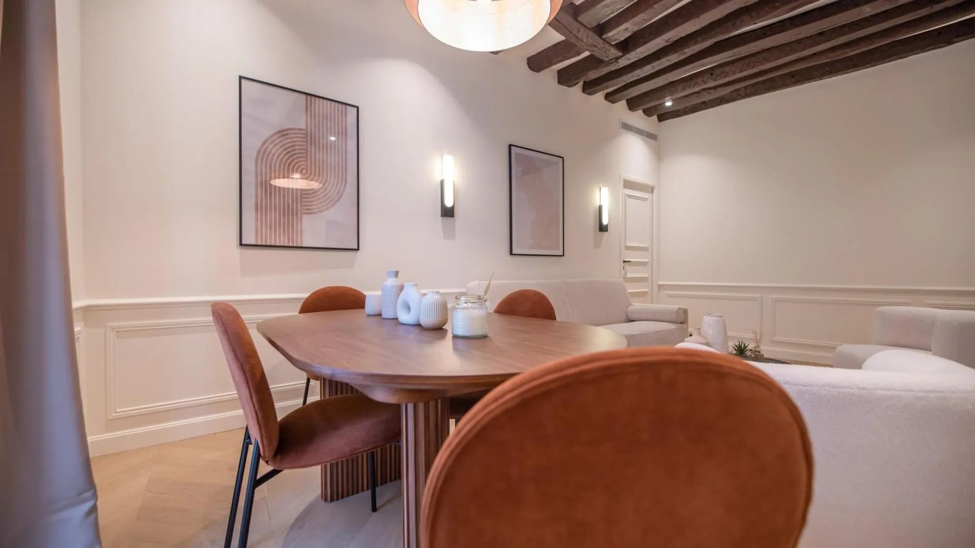 Louvre Saint Honore Apartment Paris